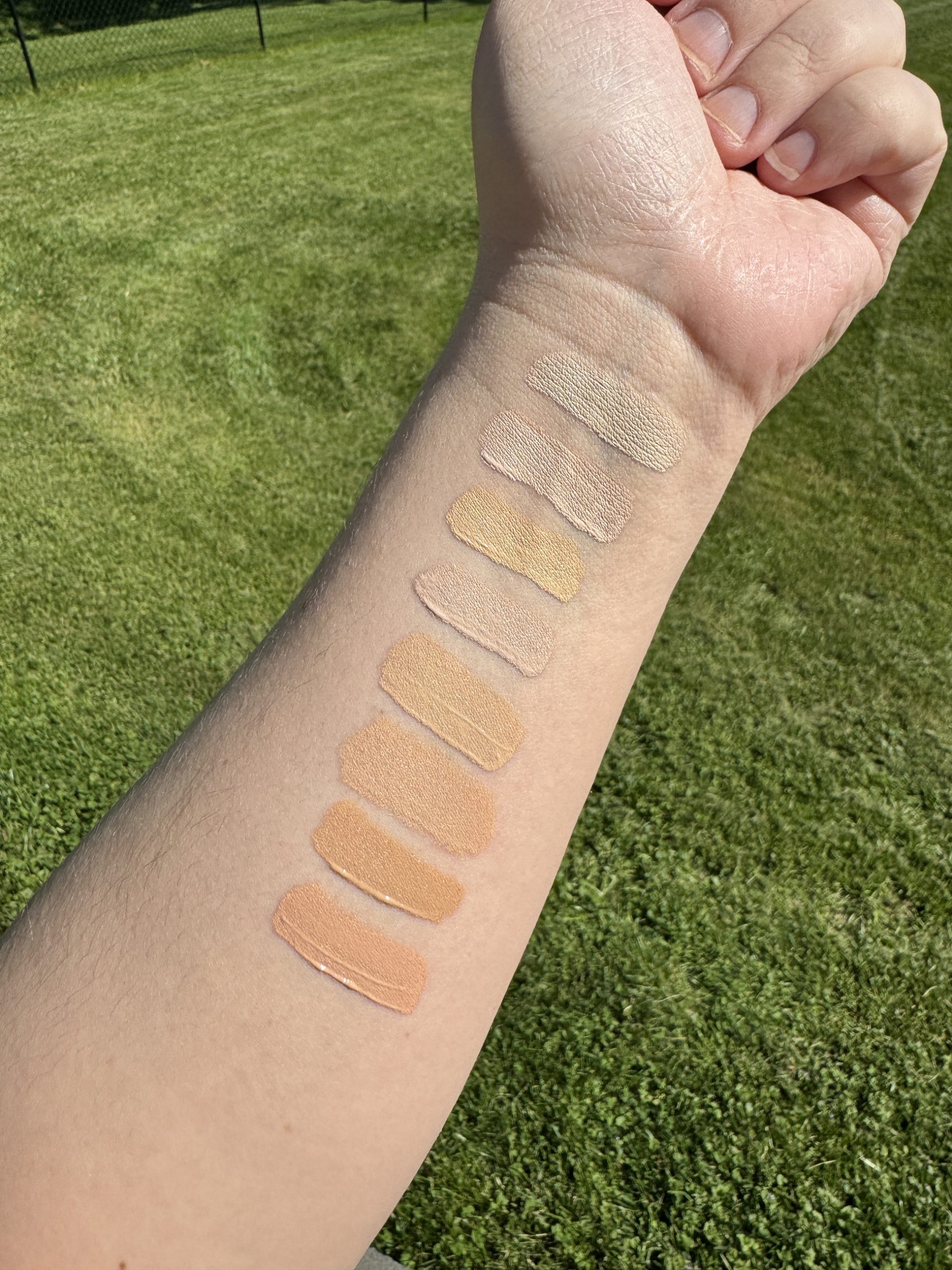 NARS Radiant Creamy Concealer Swatches