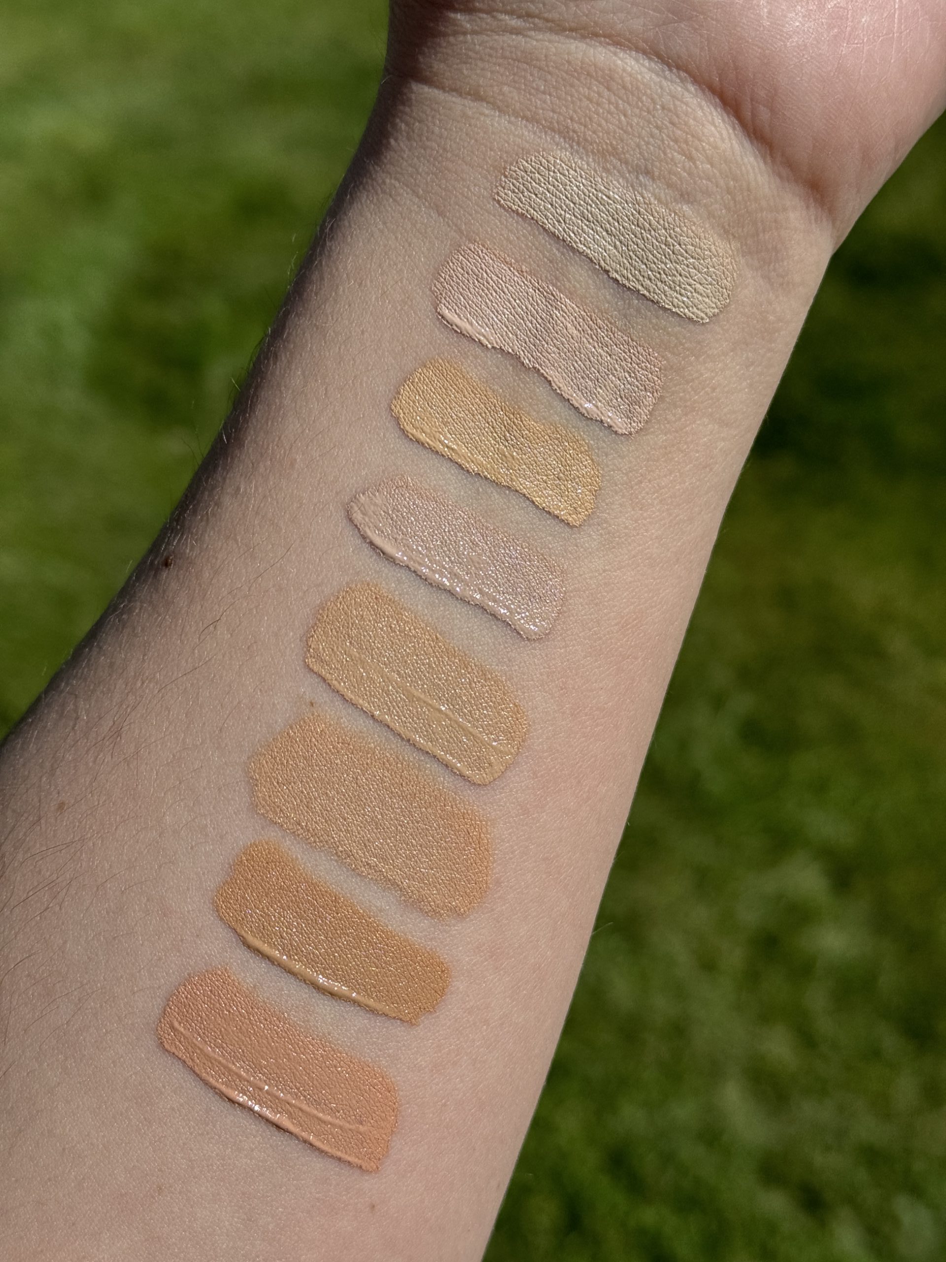 NARS Radiant Creamy Concealer Swatches