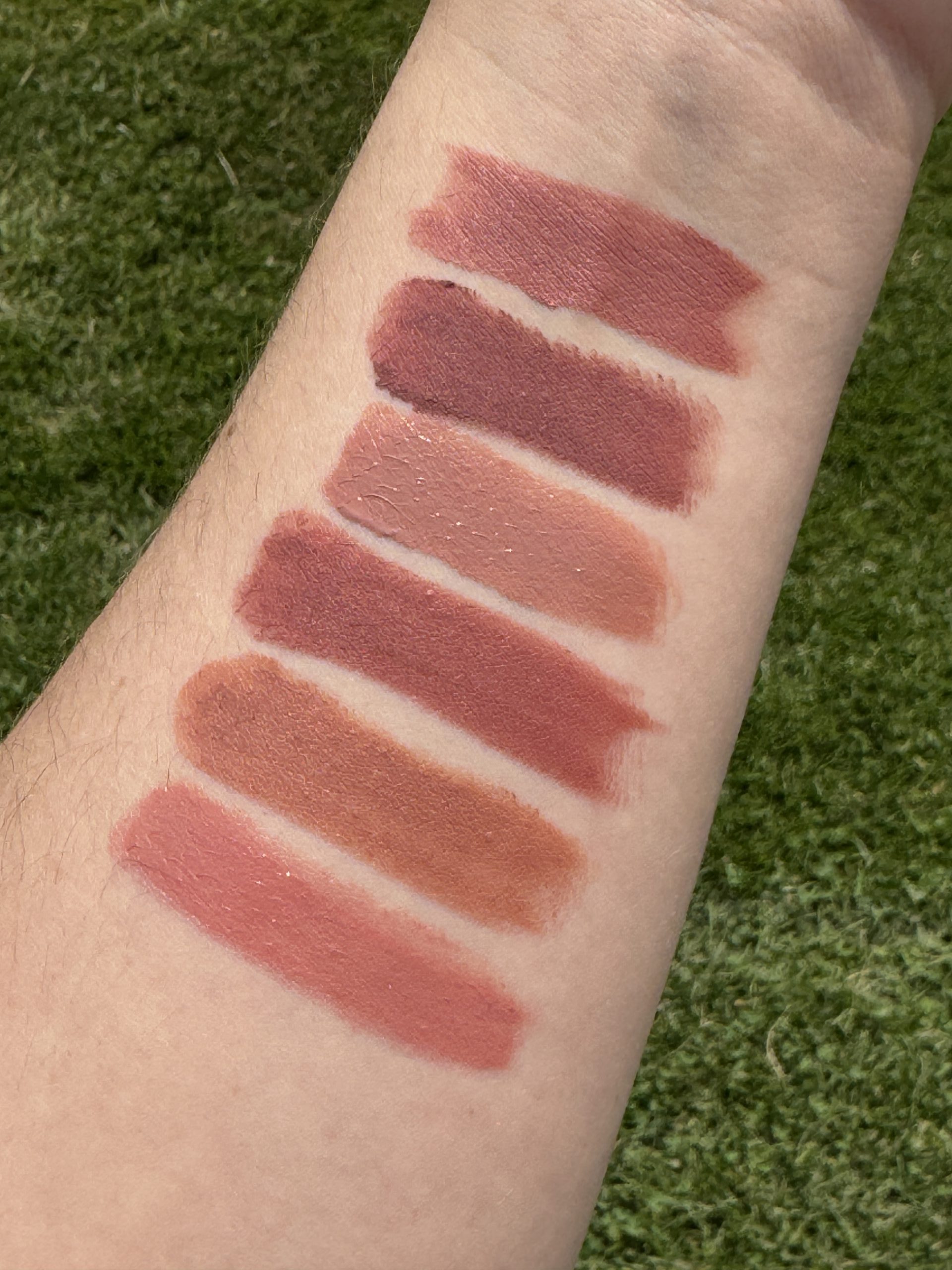 Charlotte Tilbury Lipstick Swatches in the shades Pillow Talk , Pillow Talk Medium , JK Magic , Super Model, Cat Walking, and Dancefloor Princess